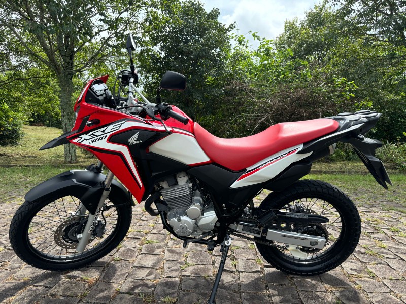 HONDA MOTOS XRE 300 /2021 RT 811 VEÍCULOS ARROIO DO MEIO / Carros no Vale