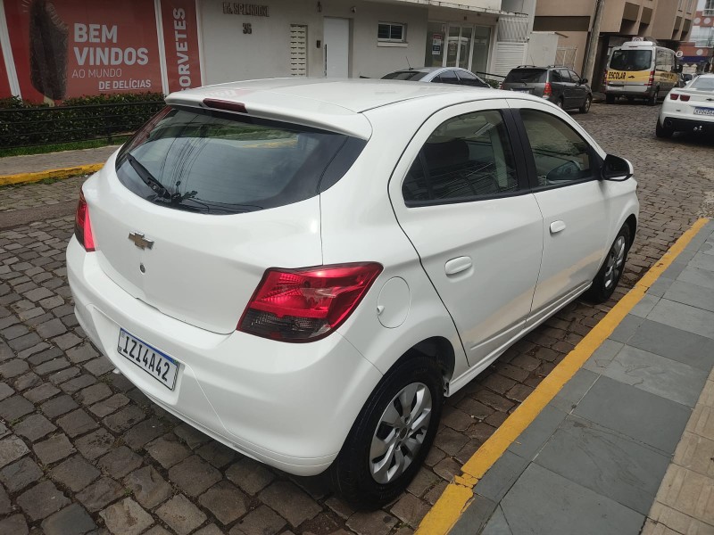 CHEVROLET ONIX 1.0 JOY 2019/2019 ALTERNATIVA VEÍCULOS LAJEADO / Carros no Vale