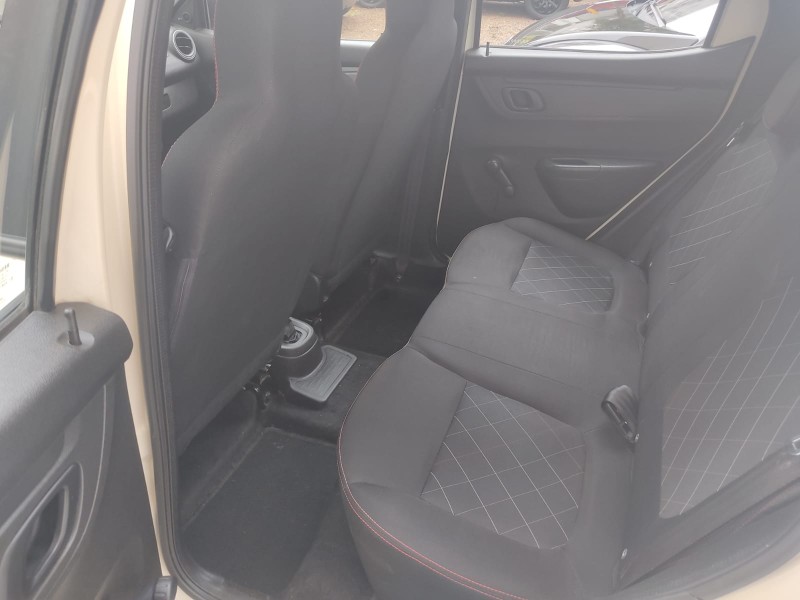 RENAULT KWID ZEN 1.0 2018/2018 ALTERNATIVA VEÍCULOS LAJEADO / Carros no Vale