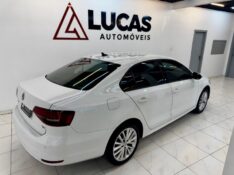 VOLKSWAGEN JETTA 1.4 16V TSI COMFORTLINE 2017/2017 LUCAS AUTOMÓVEIS BOM RETIRO DO SUL / Carros no Vale