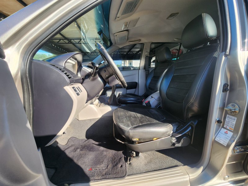 MITSUBISHI L200 TRITON 3.2 HPE 4X4 CD 16V TURBO INTERCOOLER DIESEL 4P MANUAL 2012/2013 TS VEÍCULOS ANTA GORDA / Carros no Vale