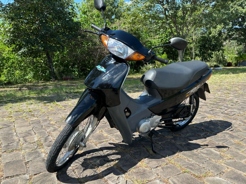 HONDA MOTOS C100 BIZ ES /2004 RT 811 VEÍCULOS ARROIO DO MEIO / Carros no Vale