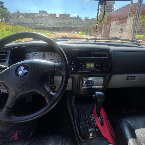 MITSUBISHI PAJERO SPORT PAJERO SPORT HPE 2.5 4X4 DIESEL AUT. 2010/2010 ELY AUTOMÓVEIS LAJEADO / Carros no Vale