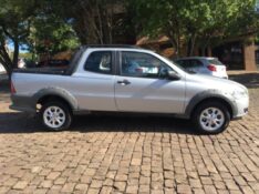 FIAT STRADA WORKING 1.4 MPI FIRE FLEX 8V CD 2010/2010 COMPLETO VEÍCULOS GUAPORÉ / Carros no Vale