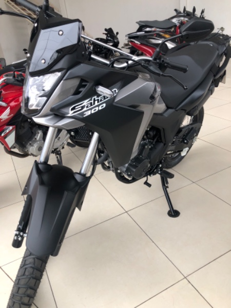 HONDA MOTOS XRE 300 2025/2025 JASER MOTOS LAJEADO / Carros no Vale