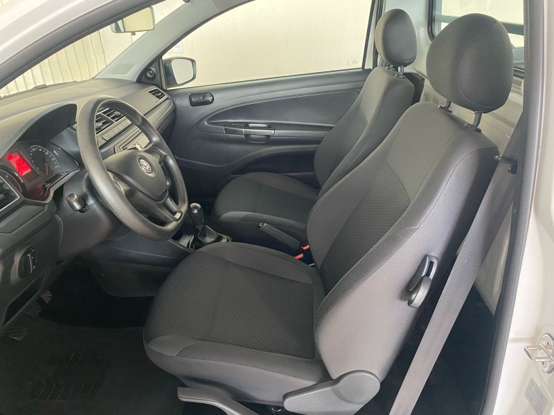 VOLKSWAGEN SAVEIRO ROBUST 1.6 TOTAL FLEX 8V 2022/2023 TONHO AUTOMÓVEIS LAJEADO / Carros no Vale