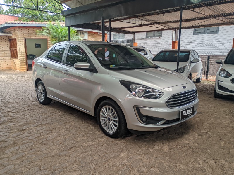 FORD KA 1.5 SEDAN TITANIUM 12V FLEX 4P AUT. 2019/2020 RICARDO VEÍCULOS TEUTÔNIA / Carros no Vale