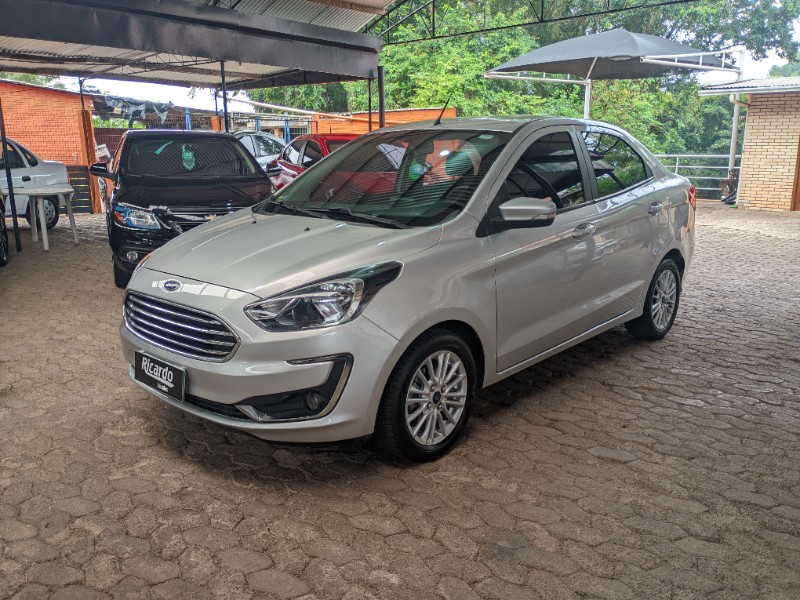 FORD KA 1.5 SEDAN TITANIUM 12V FLEX 4P AUT. 2019/2020 RICARDO VEÍCULOS TEUTÔNIA / Carros no Vale