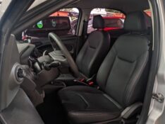 FORD KA 1.5 SEDAN TITANIUM 12V FLEX 4P AUT. 2019/2020 RICARDO VEÍCULOS TEUTÔNIA / Carros no Vale