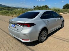TOYOTA COROLLA XEI /2023 RT 811 VEÍCULOS ARROIO DO MEIO / Carros no Vale