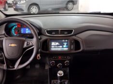 CHEVROLET ONIX HATCH LTZ 1.4 8V FLEXPOWER 5P MEC. 2018/2018 TIAGO AUTOMÓVEIS VENÂNCIO AIRES / Carros no Vale