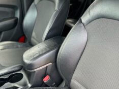 HYUNDAI IX 35 IX35 2.0 16V FLEX 4P AUTOMÁTICO /2011 NEURI VEÍCULOS LAJEADO / Carros no Vale