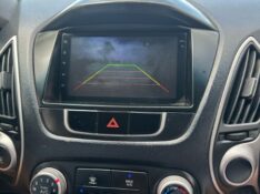 HYUNDAI IX 35 IX35 2.0 16V FLEX 4P AUTOMÁTICO /2011 NEURI VEÍCULOS LAJEADO / Carros no Vale