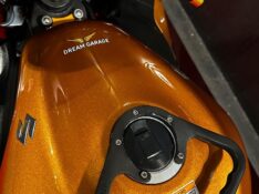 SUZUKI MOTOS GSX 1300 R HAYABUSA /2011 EXCLUSIVO VEÍCULOS SANTA CRUZ DO SUL / Carros no Vale