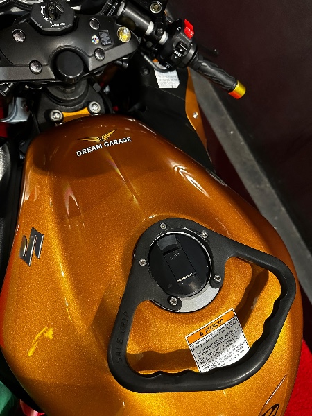 SUZUKI MOTOS GSX 1300 R HAYABUSA /2011 EXCLUSIVO VEÍCULOS SANTA CRUZ DO SUL / Carros no Vale