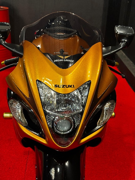 SUZUKI MOTOS GSX 1300 R HAYABUSA /2011 EXCLUSIVO VEÍCULOS SANTA CRUZ DO SUL / Carros no Vale