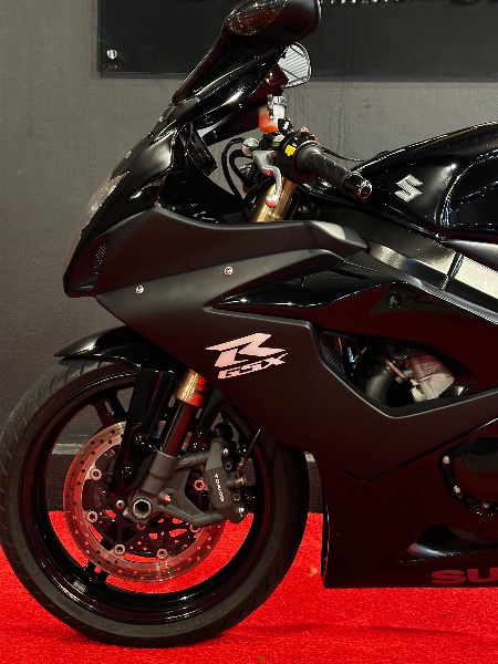 SUZUKI MOTOS GSX R 1000 SRAD /2007 EXCLUSIVO VEÍCULOS SANTA CRUZ DO SUL / Carros no Vale