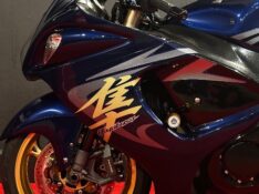 SUZUKI MOTOS GSX 1300 R HAYABUSA /2010 EXCLUSIVO VEÍCULOS SANTA CRUZ DO SUL / Carros no Vale