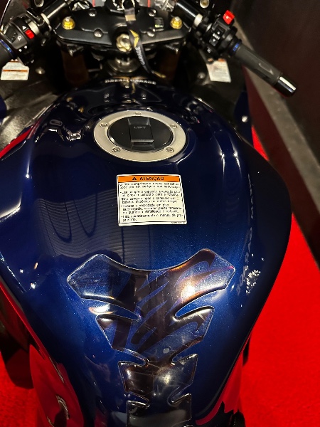 SUZUKI MOTOS GSX 1300 R HAYABUSA /2010 EXCLUSIVO VEÍCULOS SANTA CRUZ DO SUL / Carros no Vale