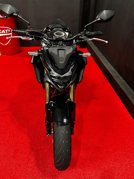 HONDA MOTOS CB 500F /2024 EXCLUSIVO VEÍCULOS SANTA CRUZ DO SUL / Carros no Vale