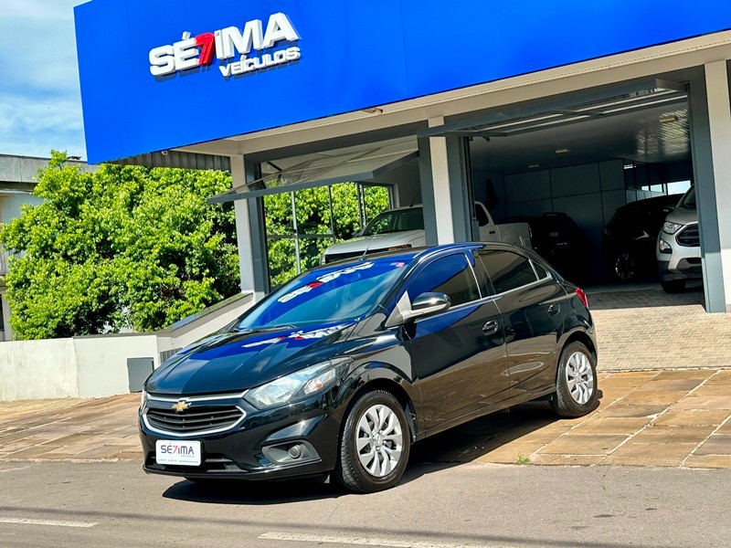 CHEVROLET ONIX LT 1.4 8V 2016/2017 SÉTIMA VEÍCULOS GUAPORÉ / Carros no Vale