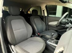 CHEVROLET ONIX LT 1.4 8V 2016/2017 SÉTIMA VEÍCULOS GUAPORÉ / Carros no Vale