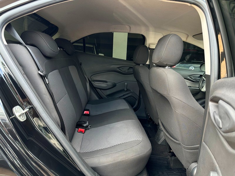 CHEVROLET ONIX LT 1.4 8V 2016/2017 SÉTIMA VEÍCULOS GUAPORÉ / Carros no Vale