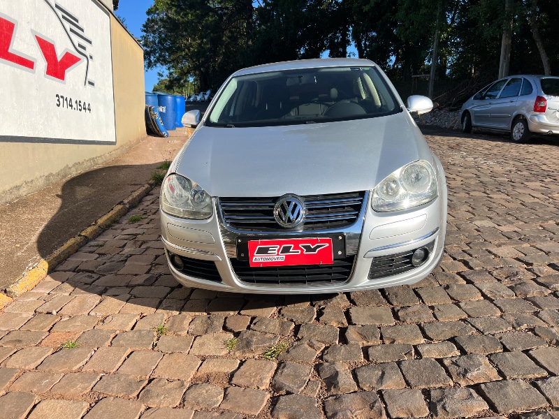 VOLKSWAGEN JETTA 2.5 I 20V 150CV GASOLINA 4P TIPTRONIC 2008/2008 ELY AUTOMÓVEIS LAJEADO / Carros no Vale