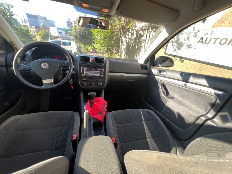 VOLKSWAGEN JETTA 2.5 I 20V 150CV GASOLINA 4P TIPTRONIC 2008/2008 ELY AUTOMÓVEIS LAJEADO / Carros no Vale