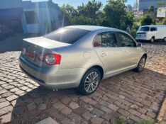 VOLKSWAGEN JETTA 2.5 I 20V 150CV GASOLINA 4P TIPTRONIC 2008/2008 ELY AUTOMÓVEIS LAJEADO / Carros no Vale