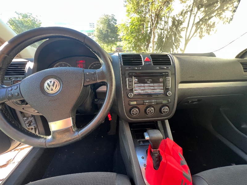VOLKSWAGEN JETTA 2.5 I 20V 150CV GASOLINA 4P TIPTRONIC 2008/2008 ELY AUTOMÓVEIS LAJEADO / Carros no Vale
