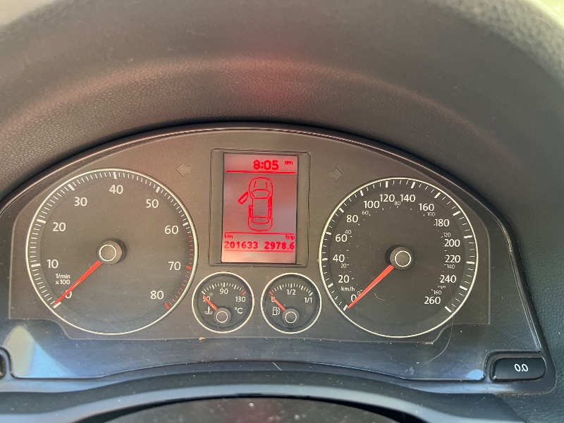 VOLKSWAGEN JETTA 2.5 I 20V 150CV GASOLINA 4P TIPTRONIC 2008/2008 ELY AUTOMÓVEIS LAJEADO / Carros no Vale