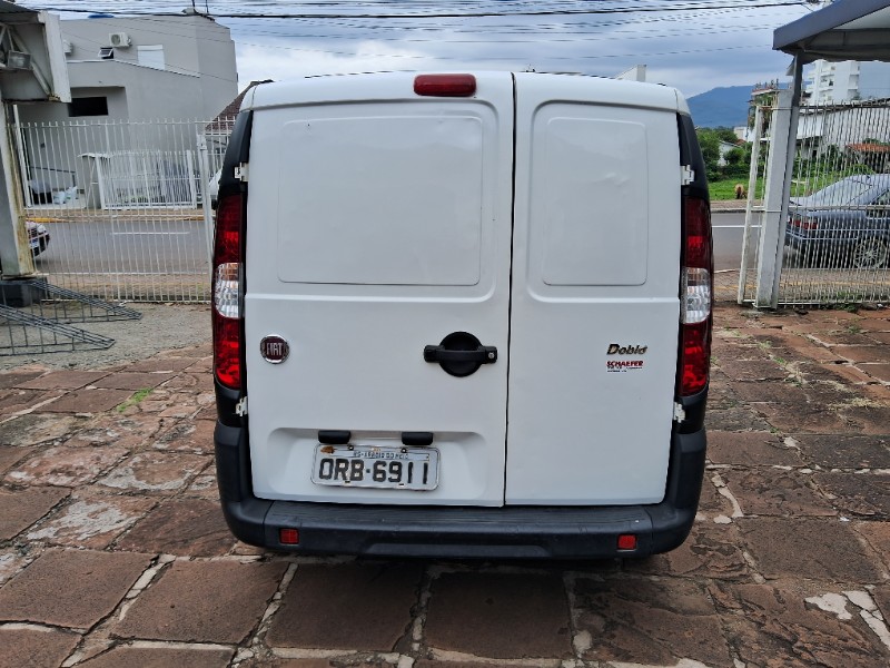 FIAT DOBLO CARGO 1.4 MPI FLEX 2013/2013 SCHAEFER AUTOMÓVEIS TEUTÔNIA / Carros no Vale
