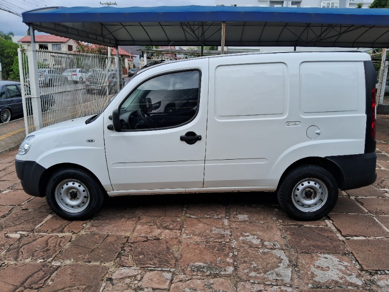 FIAT DOBLO CARGO 1.4 MPI FLEX 2013/2013 SCHAEFER AUTOMÓVEIS TEUTÔNIA / Carros no Vale