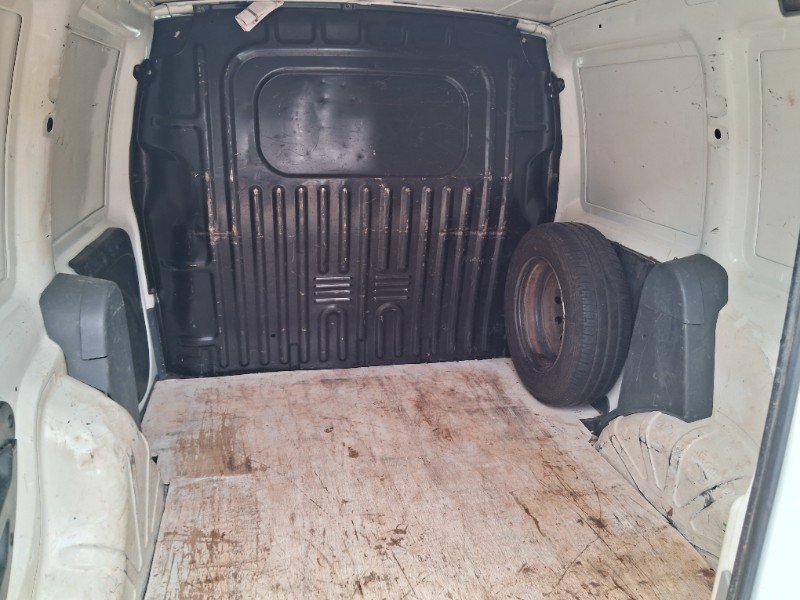 FIAT DOBLO CARGO 1.4 MPI FLEX 2013/2013 SCHAEFER AUTOMÓVEIS TEUTÔNIA / Carros no Vale