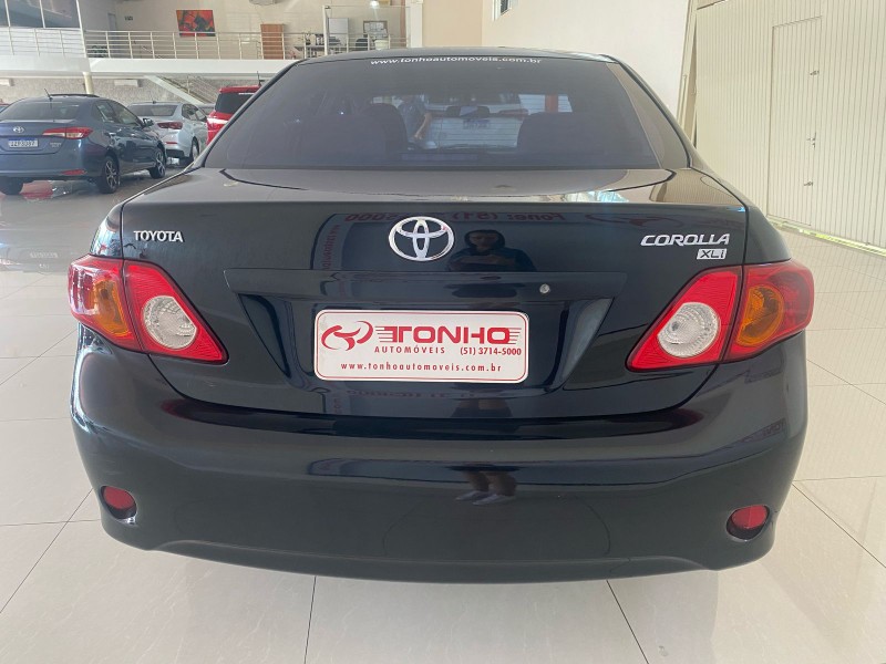 TOYOTA COROLLA 1.8 XLI 16V FLEX 4P AUTOMÁTICO 2009/2010 TONHO AUTOMÓVEIS LAJEADO / Carros no Vale