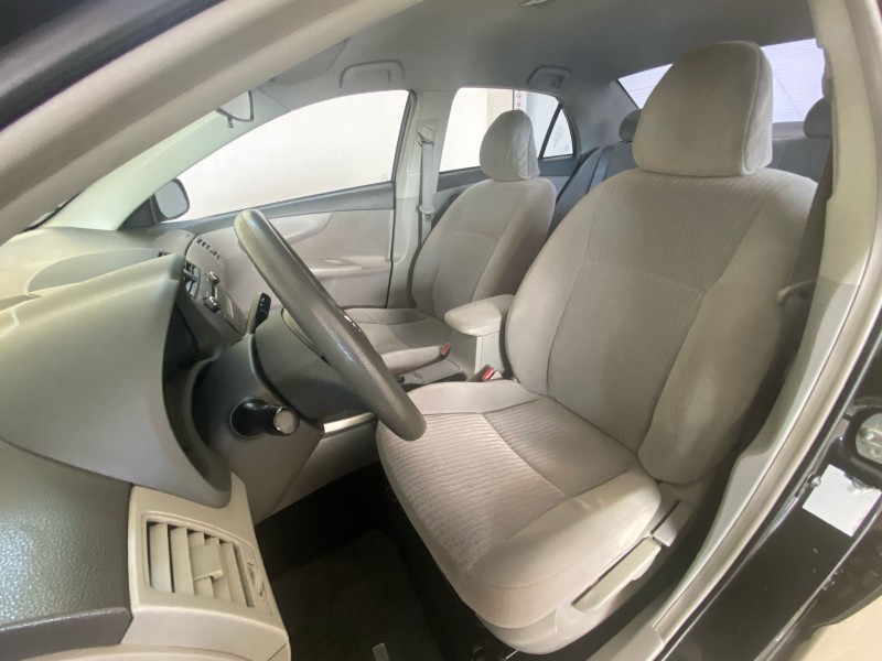 TOYOTA COROLLA 1.8 XLI 16V FLEX 4P AUTOMÁTICO 2009/2010 TONHO AUTOMÓVEIS LAJEADO / Carros no Vale