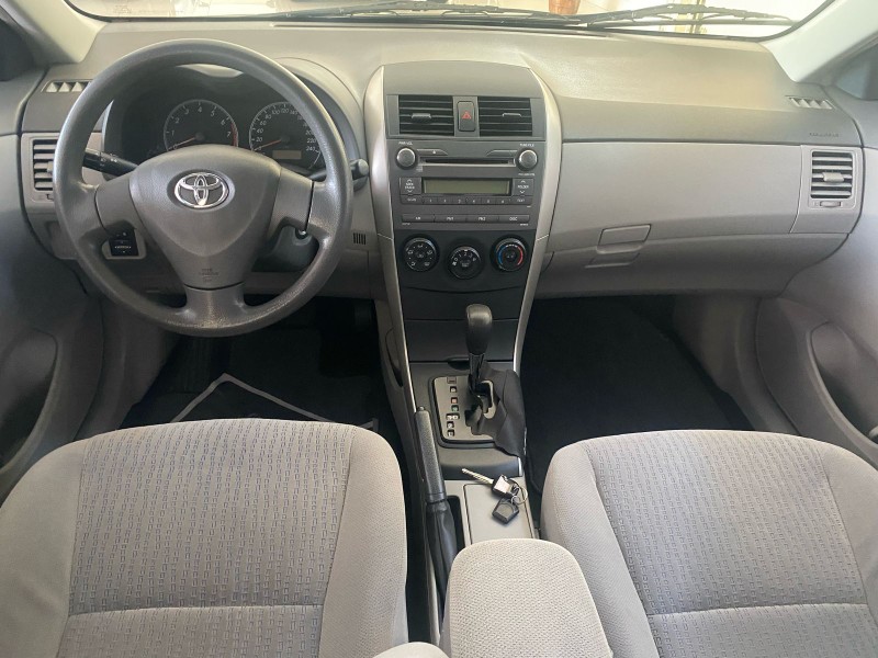 TOYOTA COROLLA 1.8 XLI 16V FLEX 4P AUTOMÁTICO 2009/2010 TONHO AUTOMÓVEIS LAJEADO / Carros no Vale