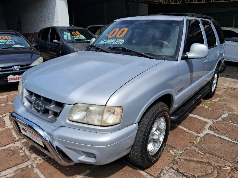 CHEVROLET BLAZER DLX 2.2 2000/2000 SCHAEFER AUTOMÓVEIS TEUTÔNIA / Carros no Vale