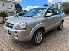 HYUNDAI TUCSON GLS 2.0 16V AUT. 2009/2010 COMPLETO VEÍCULOS GUAPORÉ / Carros no Vale