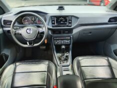 VOLKSWAGEN T-CROSS 1.0 200 TSI /2020 CHIMA VEÍCULOS VENÂNCIO AIRES / Carros no Vale