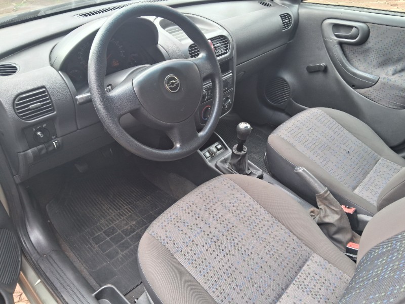CHEVROLET MONTANA CONQUEST 1.4 MPFI 8V ECONO.FLEX 2009/2009 SCHAEFER AUTOMÓVEIS TEUTÔNIA / Carros no Vale