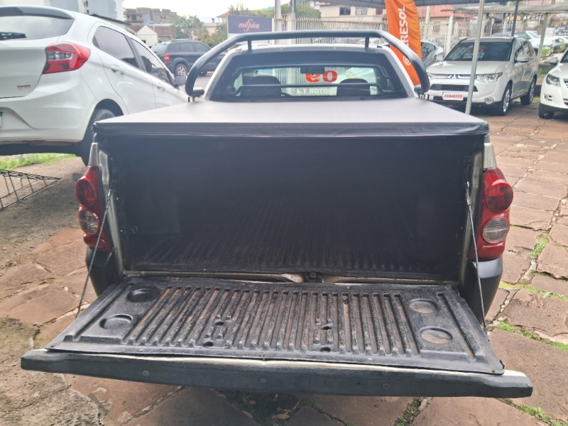 CHEVROLET MONTANA CONQUEST 1.4 MPFI 8V ECONO.FLEX 2009/2009 SCHAEFER AUTOMÓVEIS TEUTÔNIA / Carros no Vale