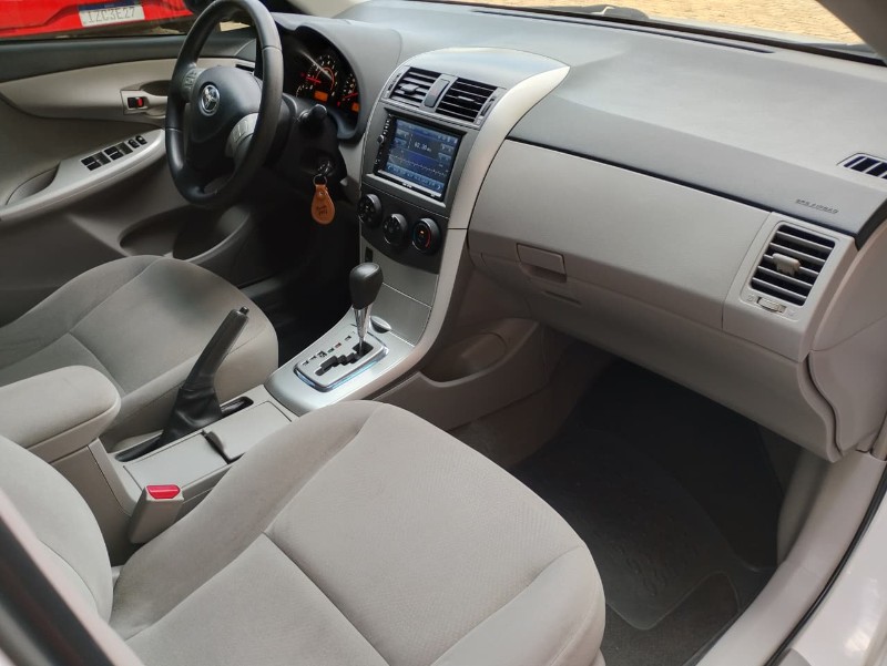 TOYOTA COROLLA 1.8 GLI /2014 CHIMA VEÍCULOS VENÂNCIO AIRES / Carros no Vale