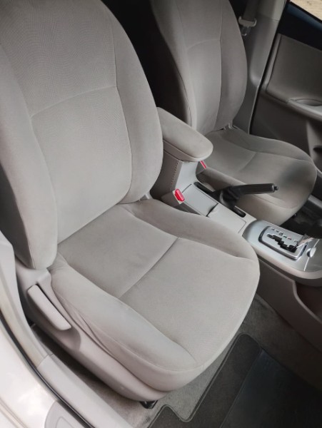 TOYOTA COROLLA 1.8 GLI /2014 CHIMA VEÍCULOS VENÂNCIO AIRES / Carros no Vale