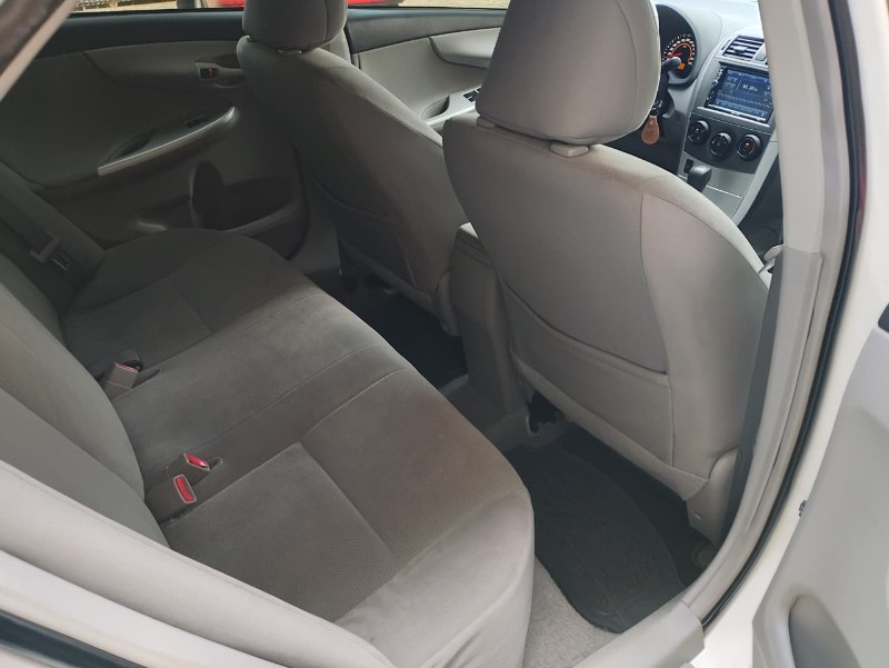 TOYOTA COROLLA 1.8 GLI /2014 CHIMA VEÍCULOS VENÂNCIO AIRES / Carros no Vale