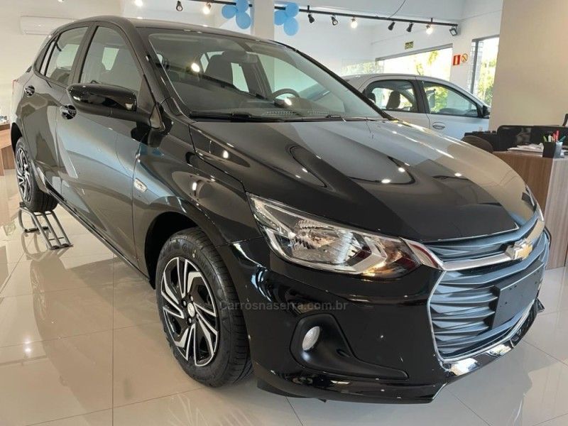 CHEVROLET ONIX 1.0 LT 12V TURBO 2024/2025 LUIGGI AUTOMÓVEIS CARLOS BARBOSA / Carros no Vale