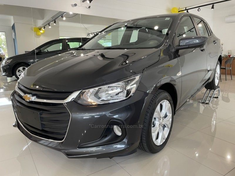 CHEVROLET ONIX 1.0 LTZ 12V TURBO 2024/2025 LUIGGI AUTOMÓVEIS CARLOS BARBOSA / Carros no Vale