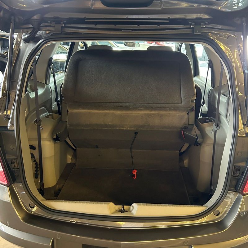 Chevrolet Spin 1.8l Ltz 2012/2013 DL MOTORS LAJEADO / Carros no Vale