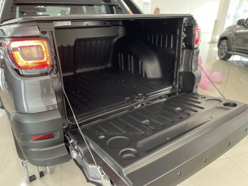 FIAT STRADA 1.0 ULTRA CD 12V TURBO 2024/2025 LUIGGI AUTOMÓVEIS CARLOS BARBOSA / Carros no Vale